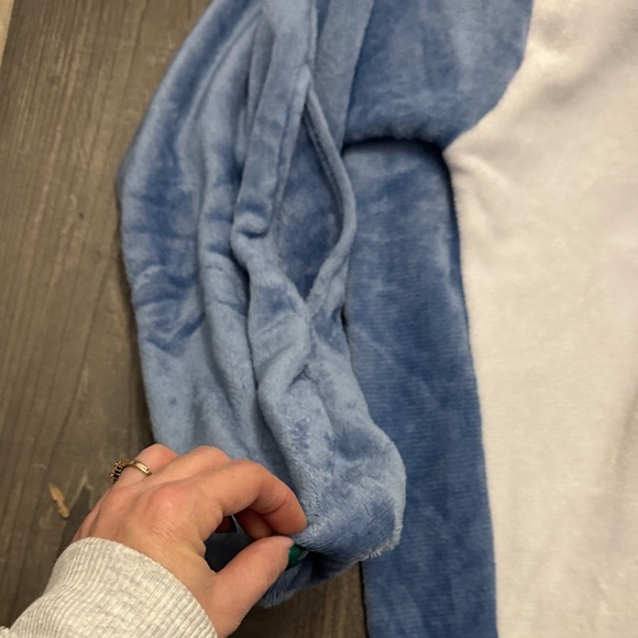 Halloween Collection Blue & White Shark Costume Hooded Onesie Costume M - Picture 3 of 6